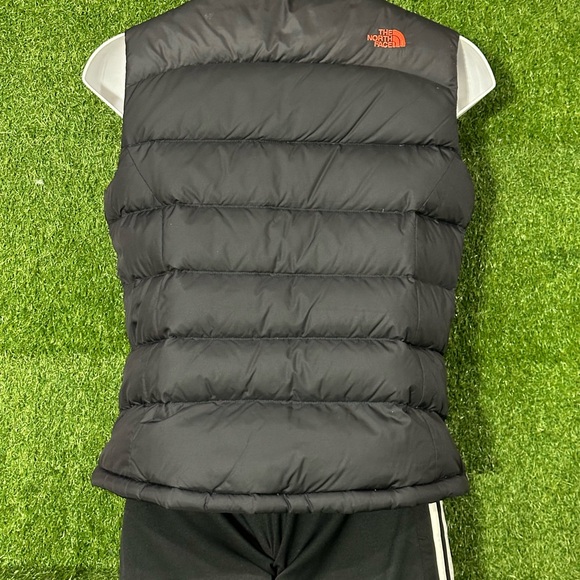 THE NORTH FACE SOCHI RU/14 FLAGS 700 DOWN VEST , SIZE LARGE WOMENS, BLACK/RED - Picture 5 of 14